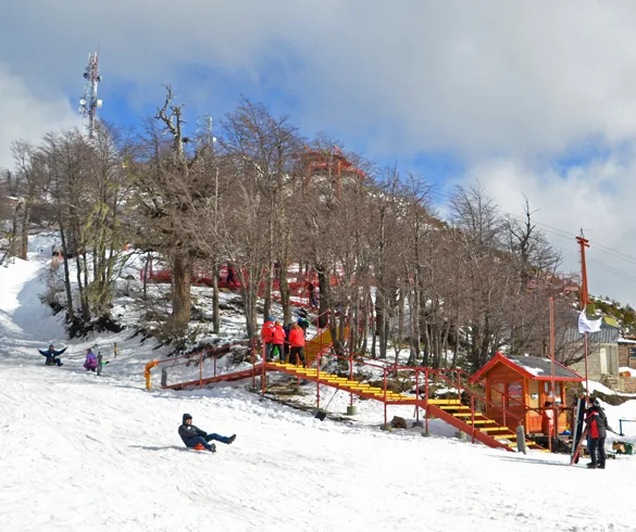 Piedras Blancas in Bariloche: snow activities for families